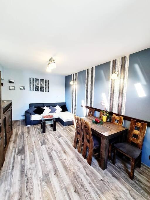 Mikolajki Apartament Miedzy Mostami Exteriör bild